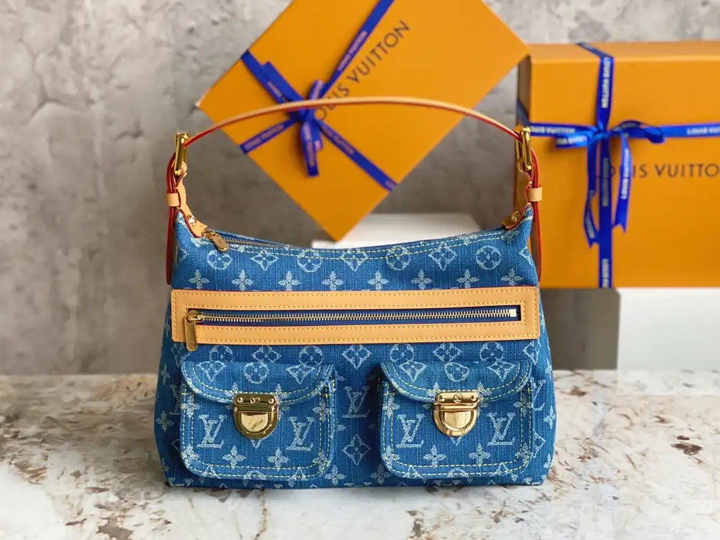 First bag ru VUITTON LOUIS VINTAGE DENIM 0522